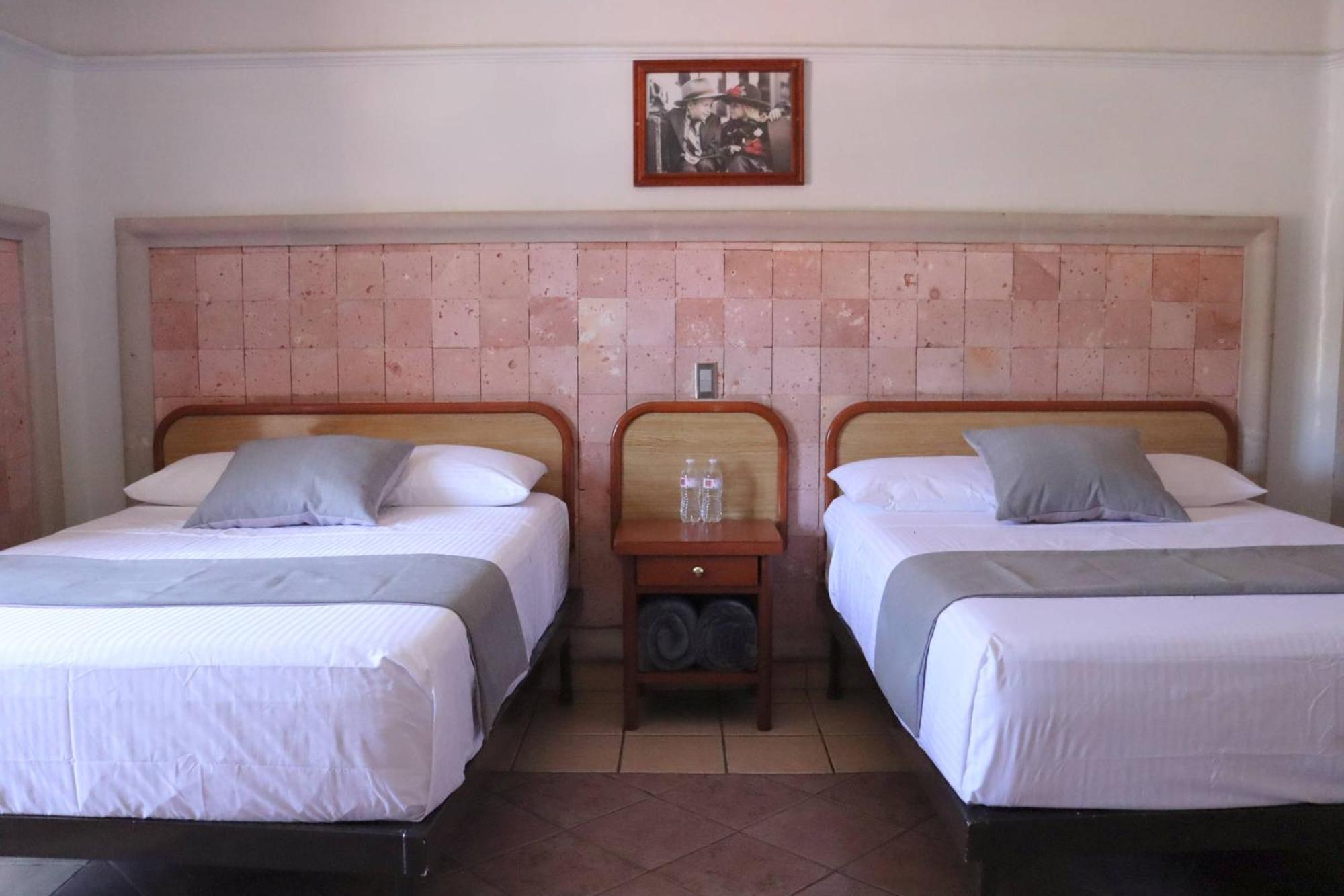 Hotel Riviera San Juan de los Lagos Buitenkant foto