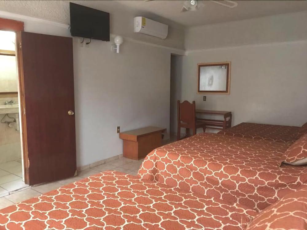 Hotel Riviera San Juan de los Lagos Buitenkant foto